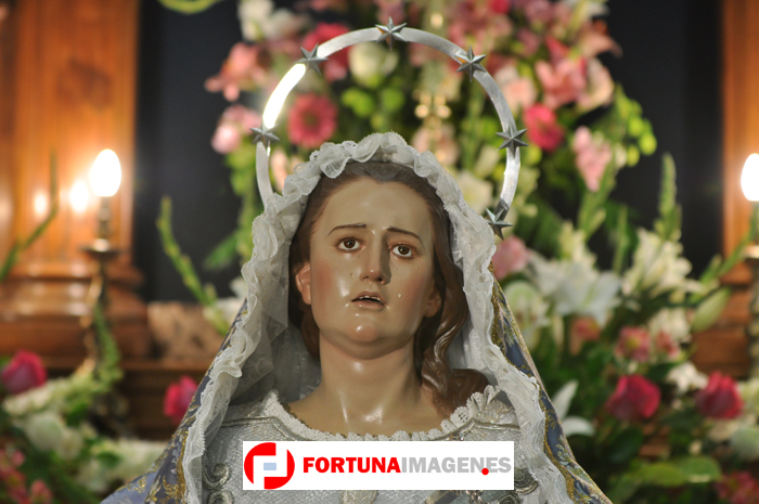Primer Besamanos a la Virgen de los Dolores y celebración del Viacrucis del último Viernes de Cuaresma 2013
